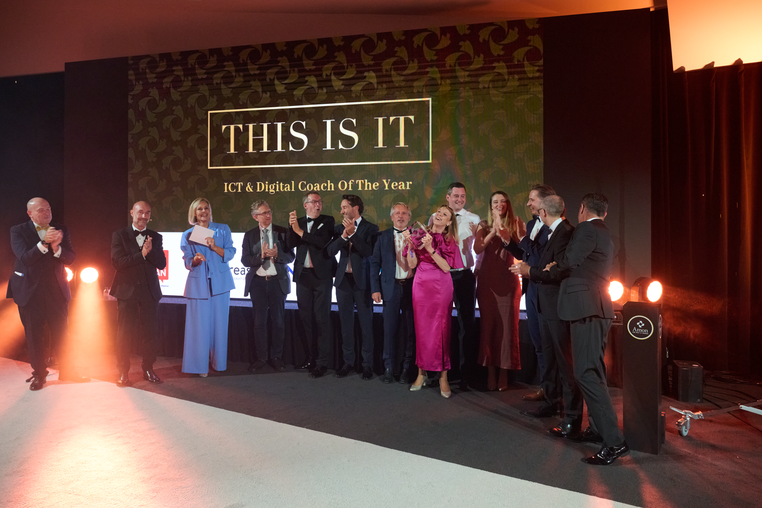 ICT & Digital Coach of the Year 2026 en haar team van Attentia